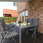 Marinapark 147 Modern Retreat