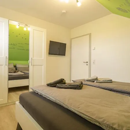 Vakantiehuis Marinapark 147 Modern Retreat