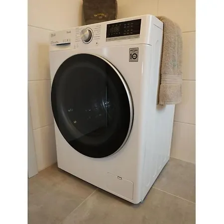 Marinapark 147 Modern Retreat * Walchum