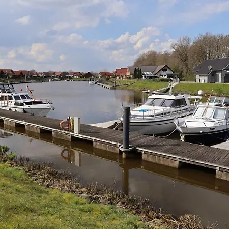 Vakantiehuis Marinapark 147 Modern Retreat Walchum